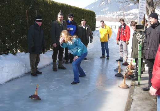2005_eisstock08